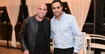 חנוכה והשראה: היציאה מחושך לאור של זיו שילון