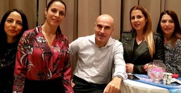 אפי נווה חוזר