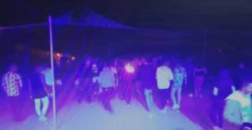 ספורטאי בן 17 נעצר בחשד לאונס קטינה במסיבת טבע