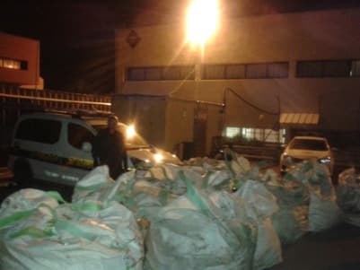 כמויות של סמים. אילוסטרציה