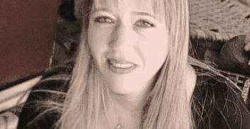 מנהלת משרד הרישוי בחולון נעצרה בעקבות הלשנת הגרוש שלה