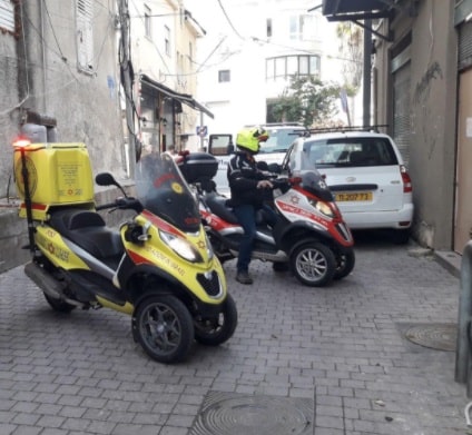 זירת האירוע ליד שוק הכרמל (צילום: תיעוד מבצעי מד"א)