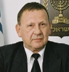 השופט בדימוס אבי הבר