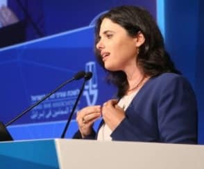 פשיזם וגזענות שווה דמוקרטיה? שרת המשפטים איילת שקד