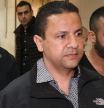 למרות האיסור, פנה למעורבים בפרשה. אבי דדון