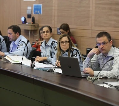 נציגי המשטרה והפרקליטות בדיון בכנסת