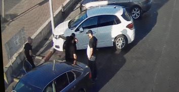 "תגיד תודה שאני מדבר איתך ולא מישהו אחר שרוצה להוריד לך את הראש"