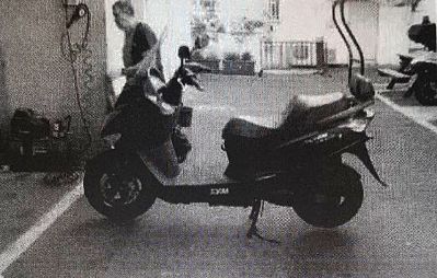 אחד הקטנועים הגנובים בתחנת משטרת לב תל אביב