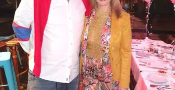 שירה ניר חוגגת יום הולדת ביפו