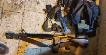 תושב אום אל פאחם נעצר בחשד להחזקת M16 ותחמושת