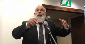 בית הדין הרבני הגדול קורא תגר על פסיקת העליון לשוויון בנטל המזונות