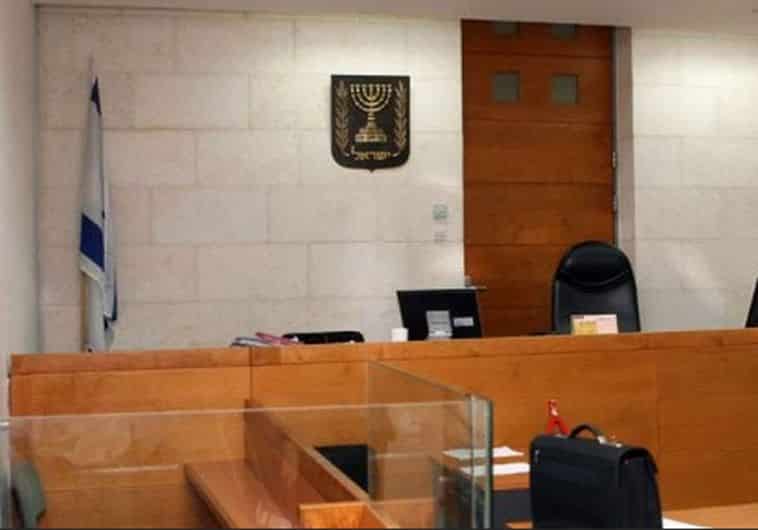 אולם המשפט כמעט נשאר ריק גם בשישי בבוקר