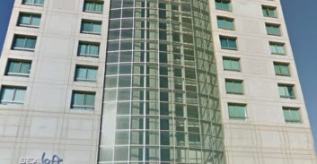 אירוע ירי, רימון וצו סגירה לפיצוציה במלון כרמל בנתניה