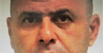 מלווה בריבית מכפר יאסיף נאשם בסחיטות והלבנת הון