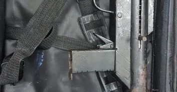 אקדח נמצא מוסלק ברכב בחיפה, מקלע "קרלו" נתפס אצל קטין בג'אסר א זרקא