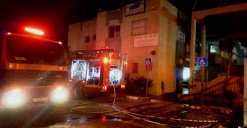 טובא זנגרייה: הצתת מבנה המועצה, אירועי ירי והשלכת רימונים