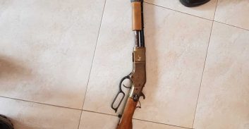 ארבעה רובים ועשרות כדורים נתפסו בביתו של רועה צאן פלסטיני