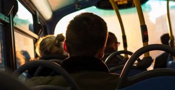 סקר: 42 אחוז יפחיתו את השימוש בתחבורה ציבורית בהשוואה לתקופה שלפני הקורונה