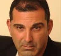 חשד: חוזר בתשובה בראש רשת לסרסור בקטינות