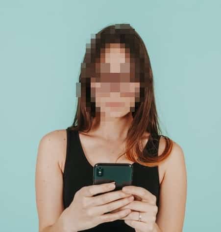 גם מסרונים וגם אימיילים (אילוסטרציה: FREEPIK)