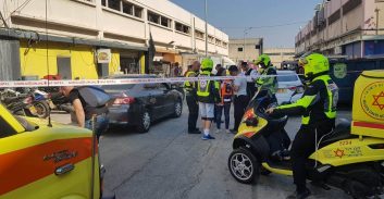 שלושה נפגעים מירי לעבר בית עסק בעפולה