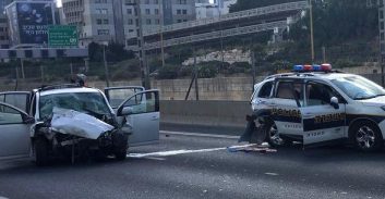 התנגשות בין ניידת משטרה לרכב אזרחי בנתיבי איילון: 6 נפגעו