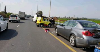 רוכב אופנוע נפצע בינוני בתאונה בכביש 412