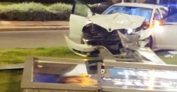 נתניה: שלושה פצועי ירי ומכונית מרוסקת