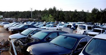 שמאים ובעלי מגרש פירוק רכבים נעצרו בחשד לביום תאונות והונאת ביטוח 