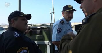 ים-יבשה: המפכ"ל ערך ביקור עבודה בבסיס חיל הים באשדוד