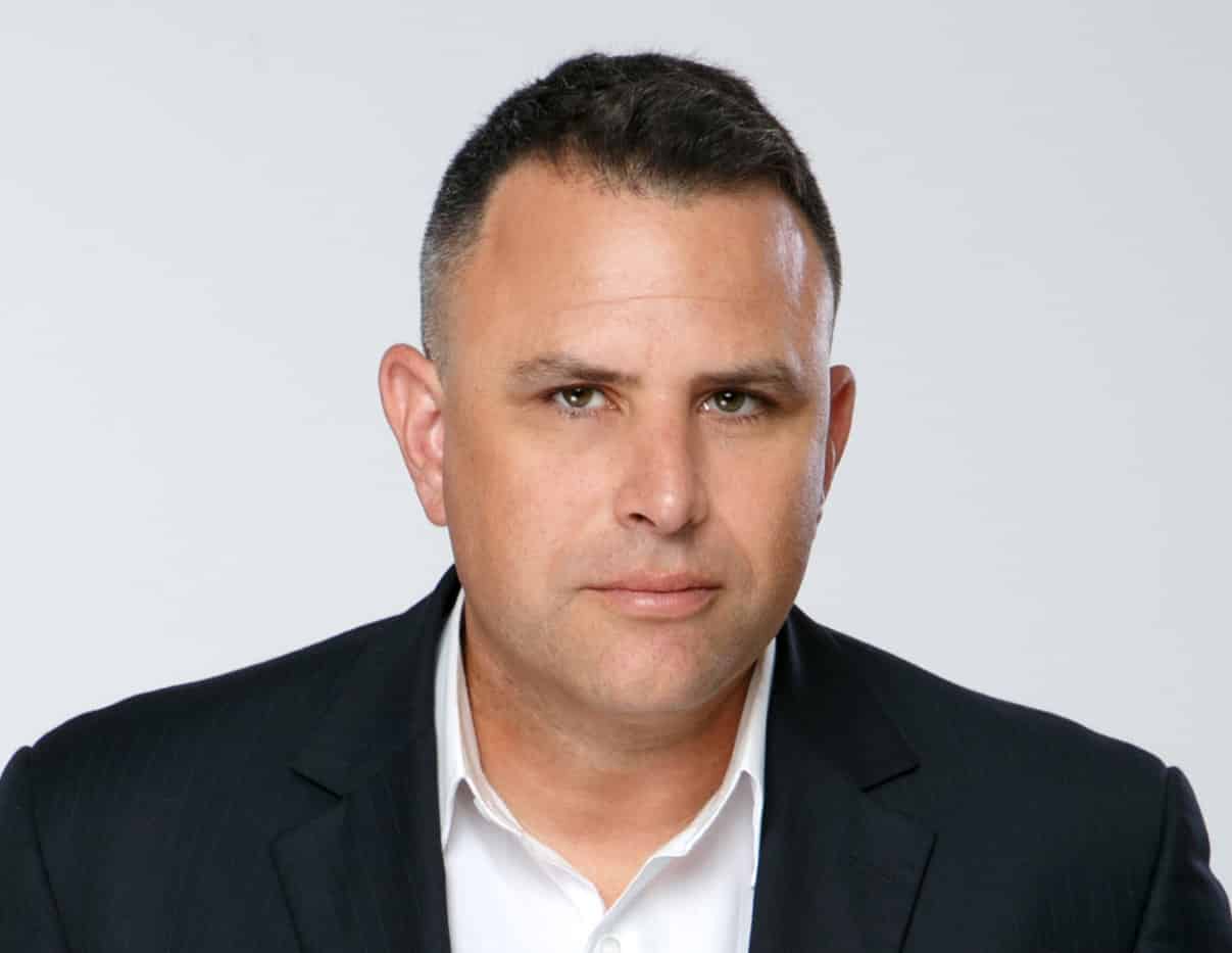 עו"ד אלון דוידוב