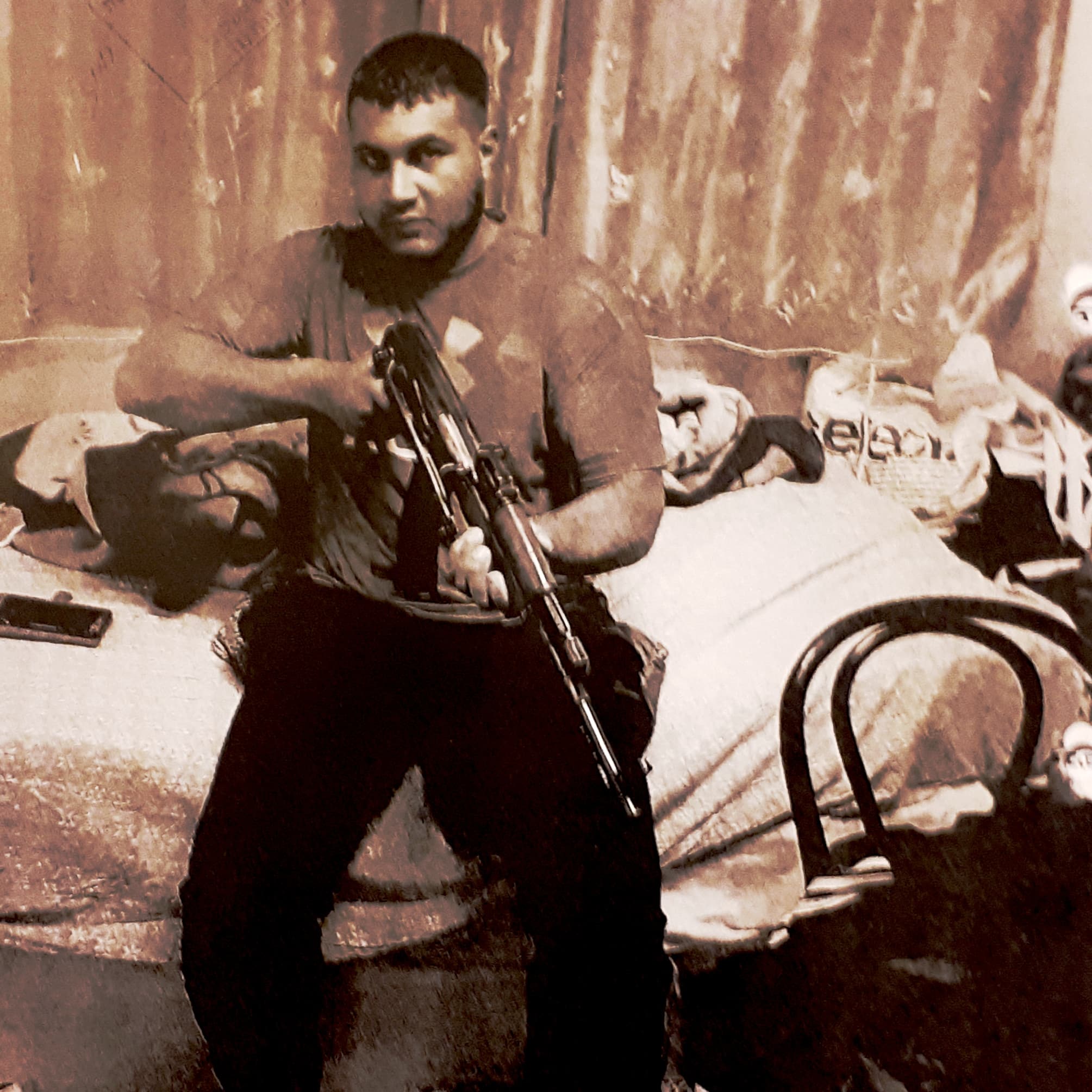 לייט עודה באחד הצילומים שנתפסו בטלפון הסלולארי שלו