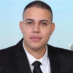 עו"ד אסף דוק