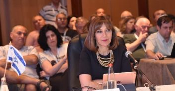 פתיחת כנס אילת 2018: אפי נוה נגד פסקת ההתגברות של איילת שקד