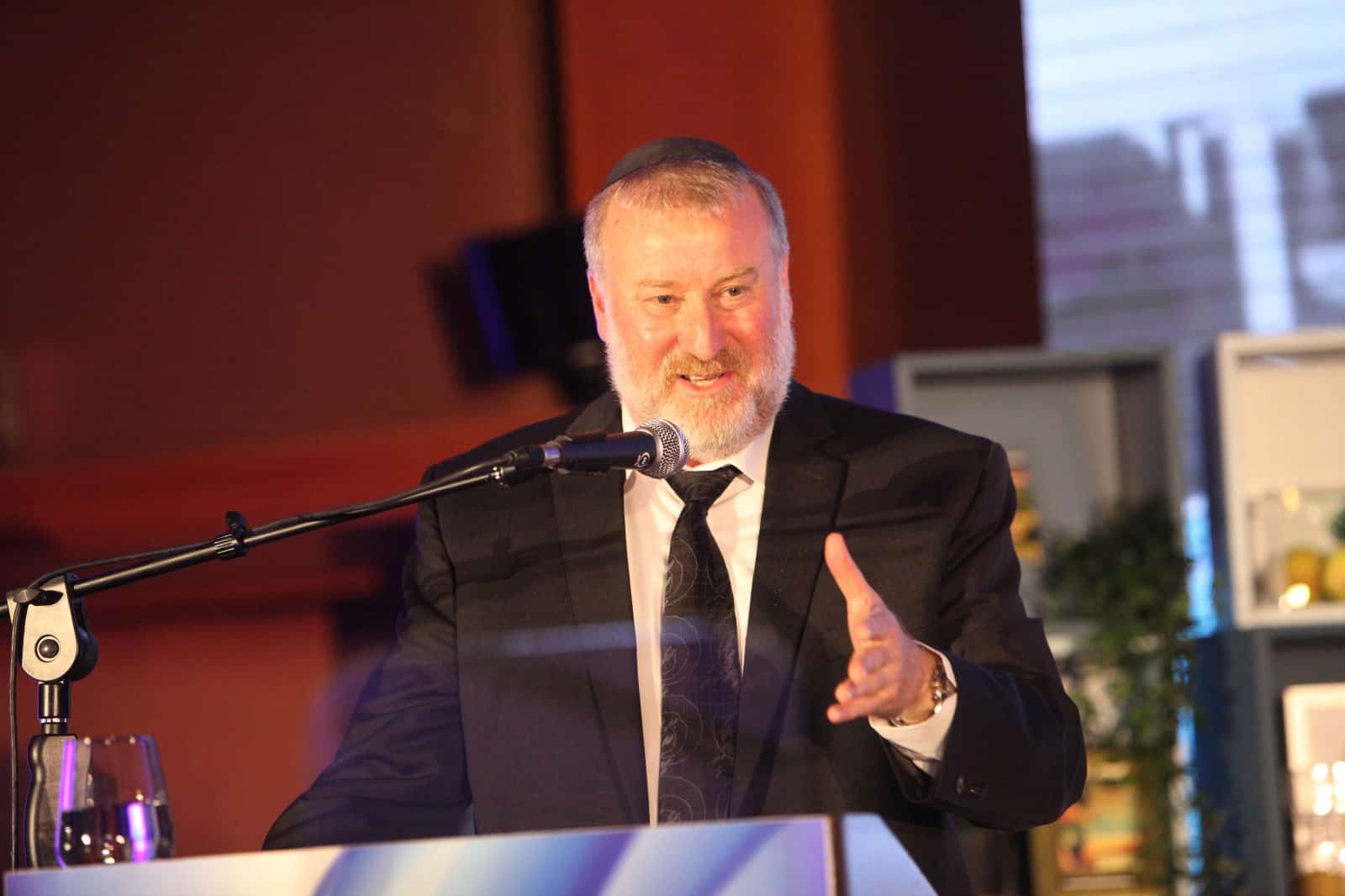 היועמ"ש. "שעת מבחן"