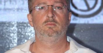 בתו של איש ציבור בכיר מהשרון הואשמה בסחר בסמים