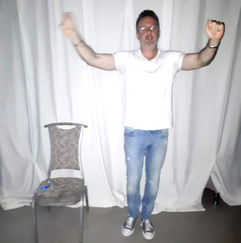 עוד סולו מונו של אורי קינן בשורה האחרונה במופע הפתיחה של סרנגה