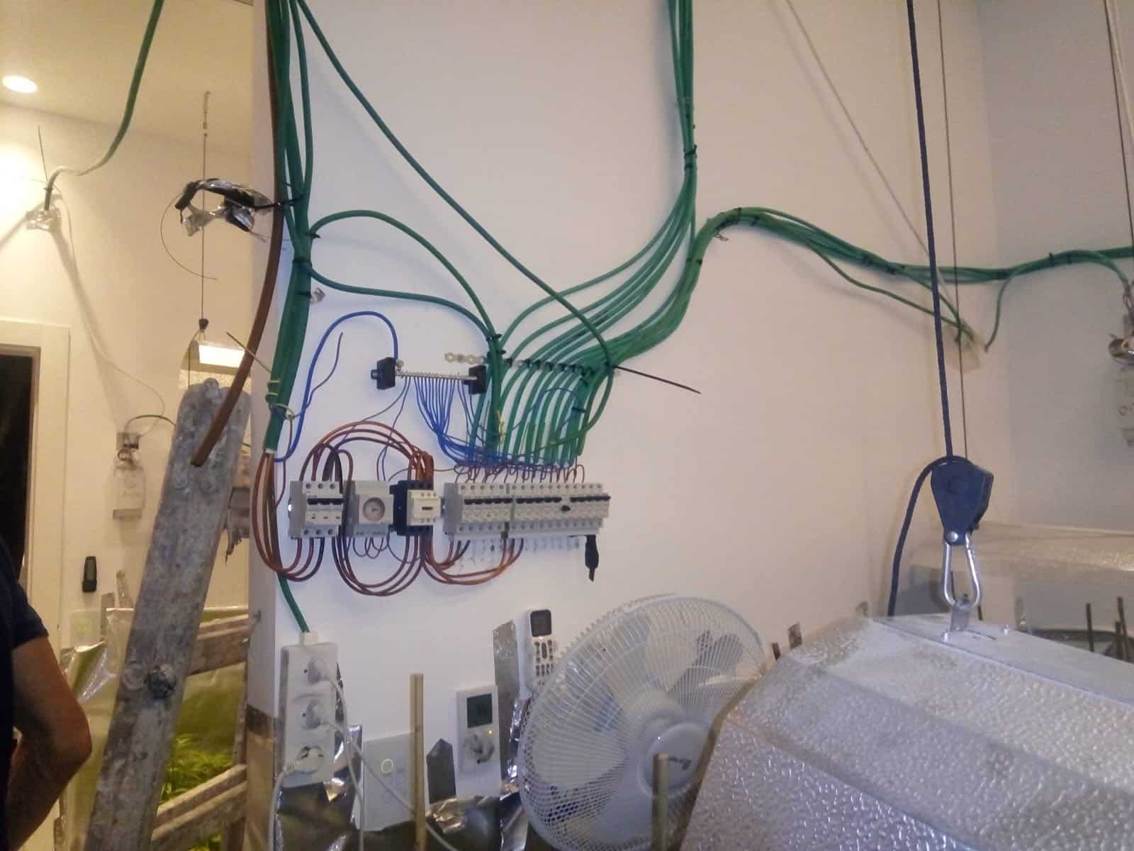 שינה את תשתית החשמל בדירה