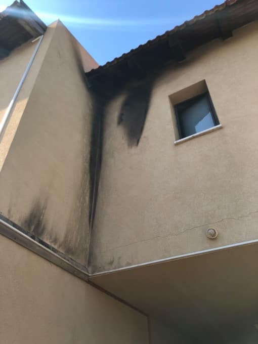 ביתו של סאסי בכפר יונה (צילומים: דוברות המשטרה)