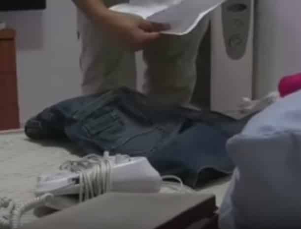 חיפוש בדירה בירושלים (צילום ארכיון להמחשה: דוברות המשטרה)