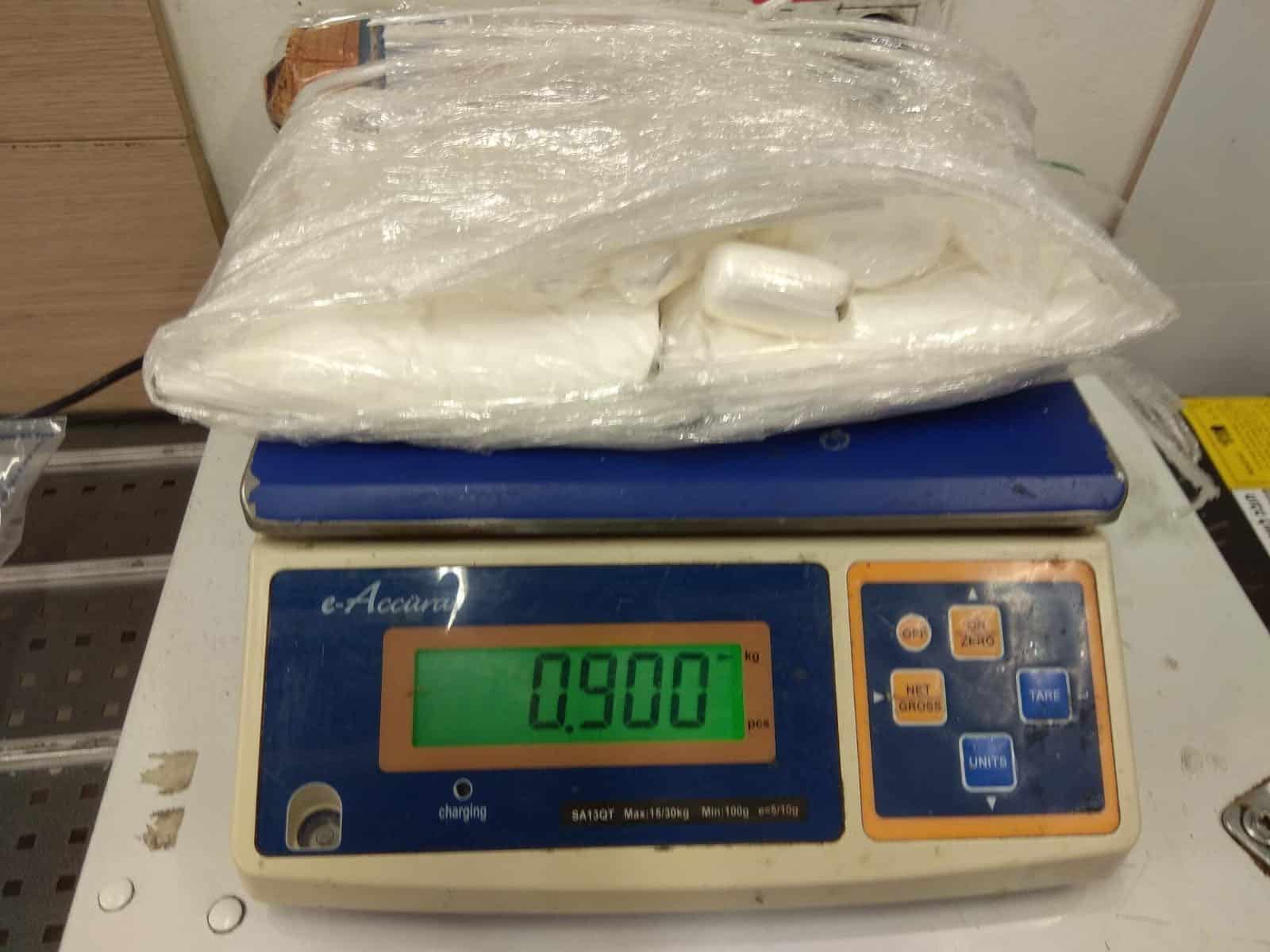 סמים שנתפסו על ידי החוקרים (צילום: משטרה)