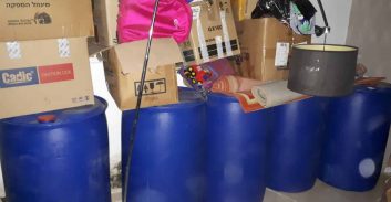 חמישה חשודים בהכנה ואספקה של אלכוהול מזוייף שגרם למותם של ארבעה אנשים