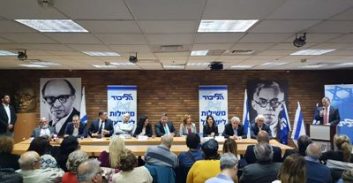 מצודת זאב נגד משטרה קונספירטיבית