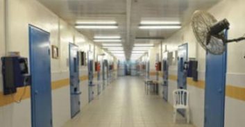 אסיר עולם ניסה לדקור את סגן מפקד כלא אשל