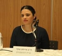 לקראת מתקפת חדלי פירעון