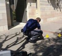 "הוא התנפל על אשתי והוציא אקדח, קפצתי עליו מיד"