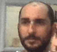 סוף האולם שמאלה