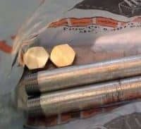 תוך שעה במגדל העמק: שני מטעני צינור הושלכו לעבר בתים