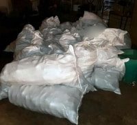 חשד: שני עבריינים גנבו כטון וחצי אבוקדו