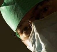 אישום: אח בביה"ח ביצע מעשה מגונה במטופלת